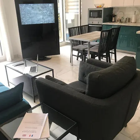 Les Pins-3p-bords De Mer-terrasse 5-7 Pers *